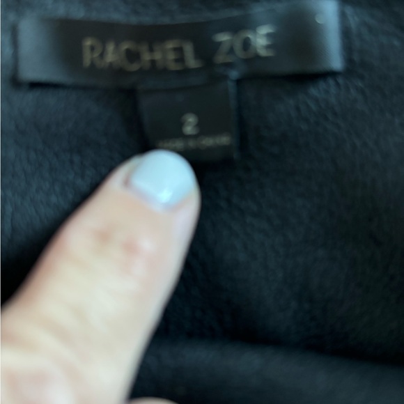 Leather pencil skirt. - Picture 3 of 6